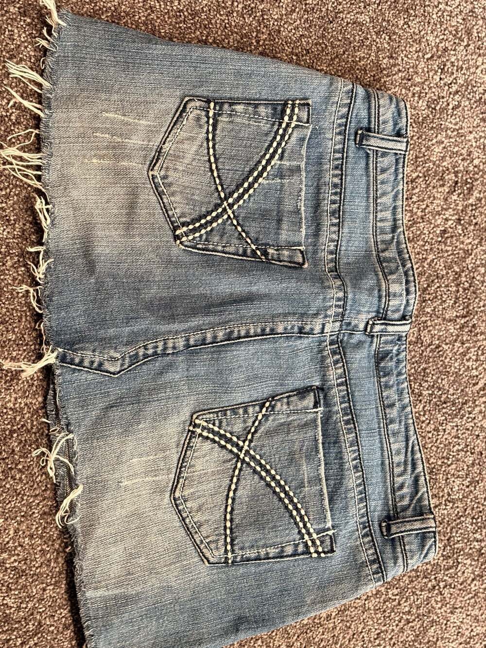 Vintage 2000s Y2K Forever 21 Distressed Denim Mini Skirt - Picture 4 of 7